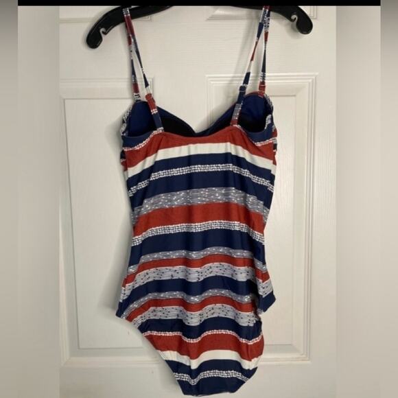 Seekers One-Piece UPF Striped Swimsuit size 12 - Picture 7 of 8